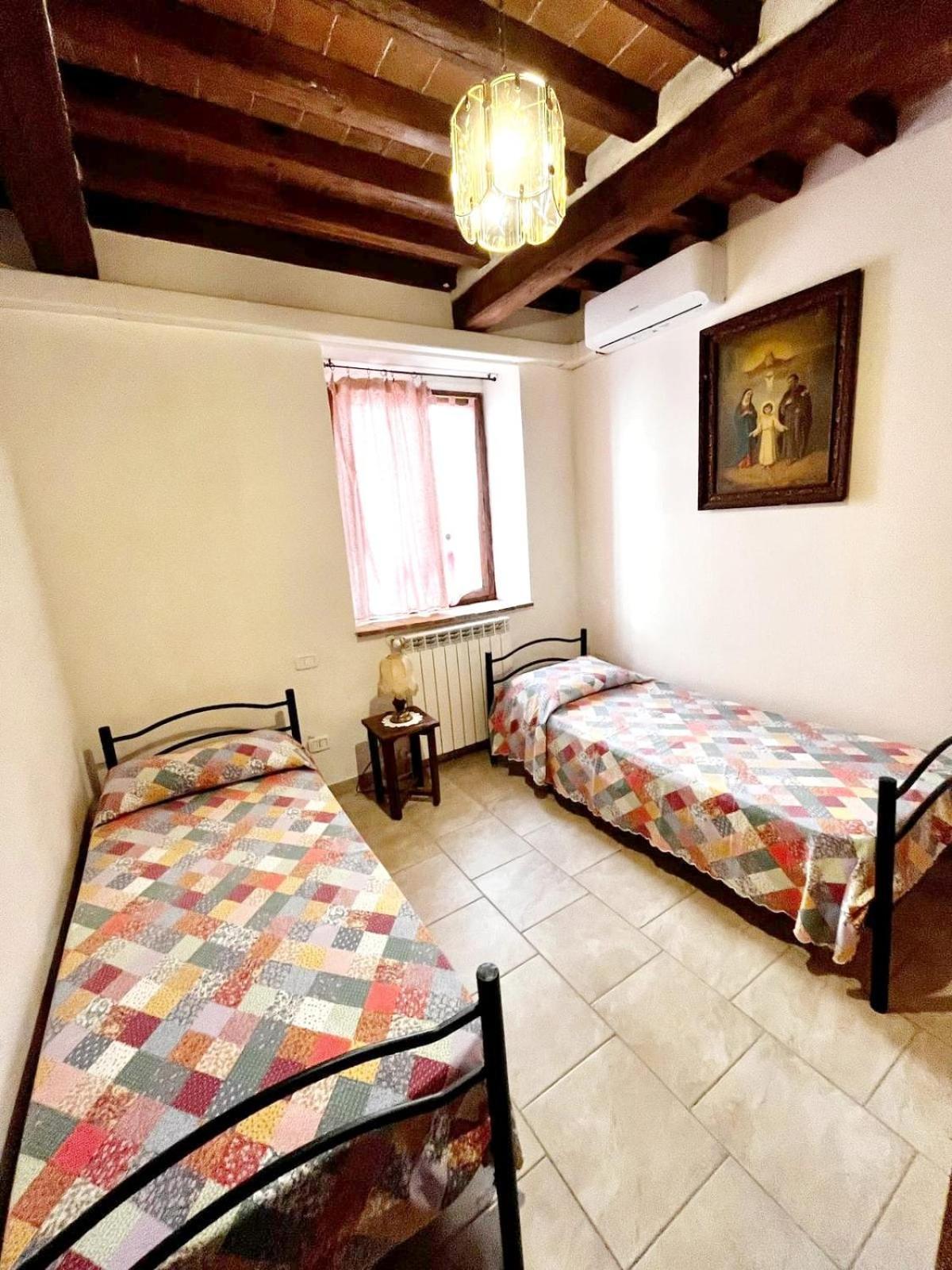 Agriturismo L'Alba Роккастрада Экстерьер фото